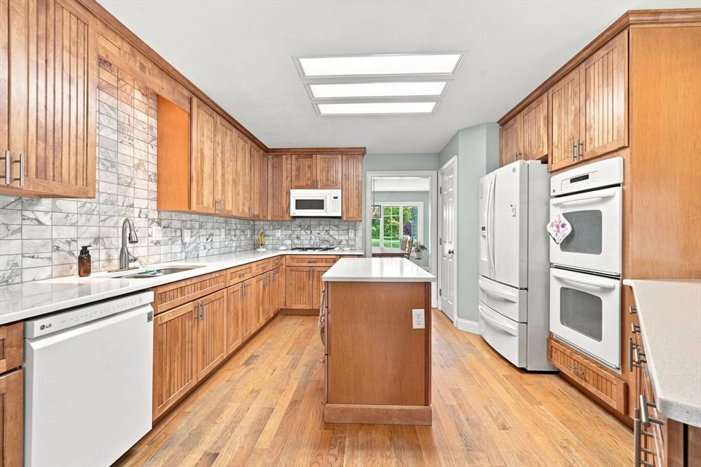 67 Abigaile Lane West Springfield — Photo 19 of 42