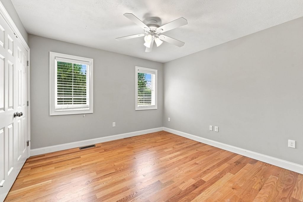 67 Abigaile Lane West Springfield — Photo 32 of 42