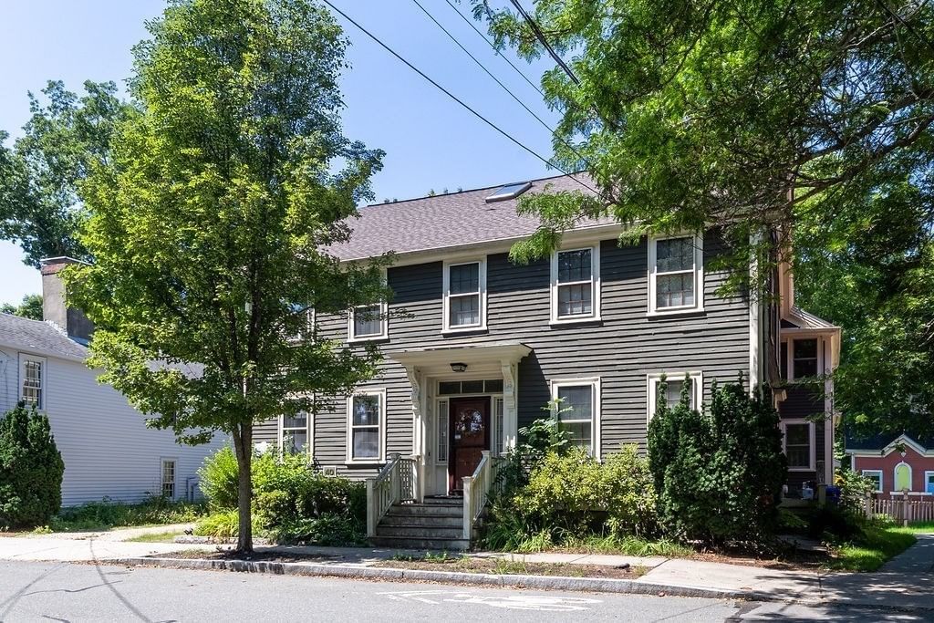 Property at 40 N Main St #3, Ipswich, MA 01938
