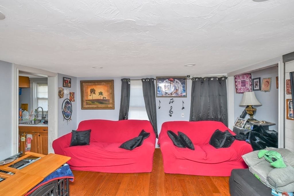 469 Summer St Brockton — Photo 13 of 25