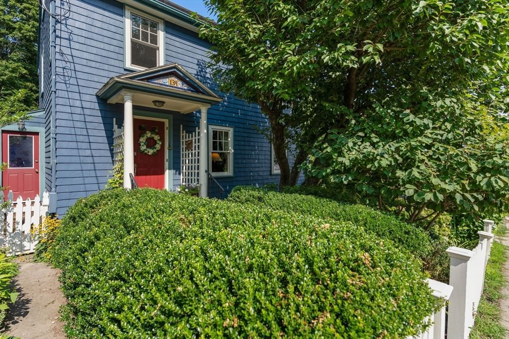 134 Whitford Street Boston — Photo 1 of 25