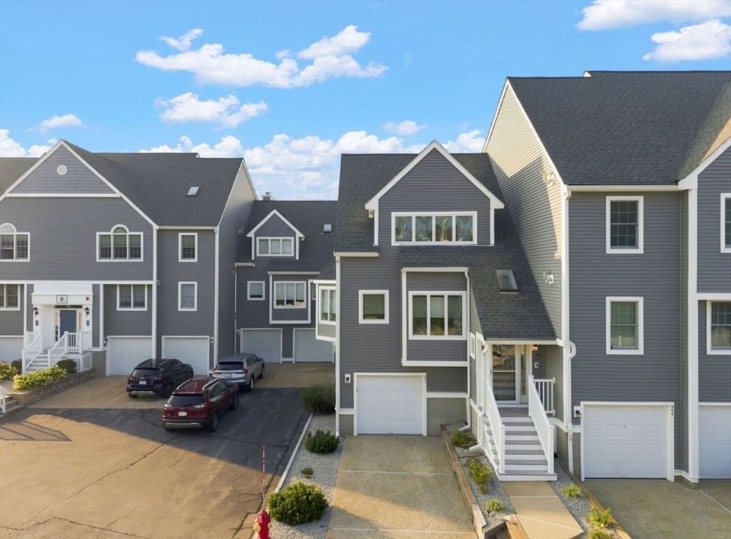 700 Shore Dr #9-901 Fall River — Photo 2 of 33