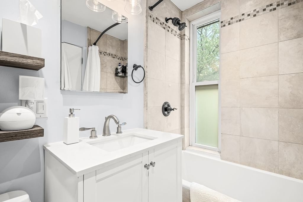 17 Cazenove St #408 Boston — Photo 21 of 29