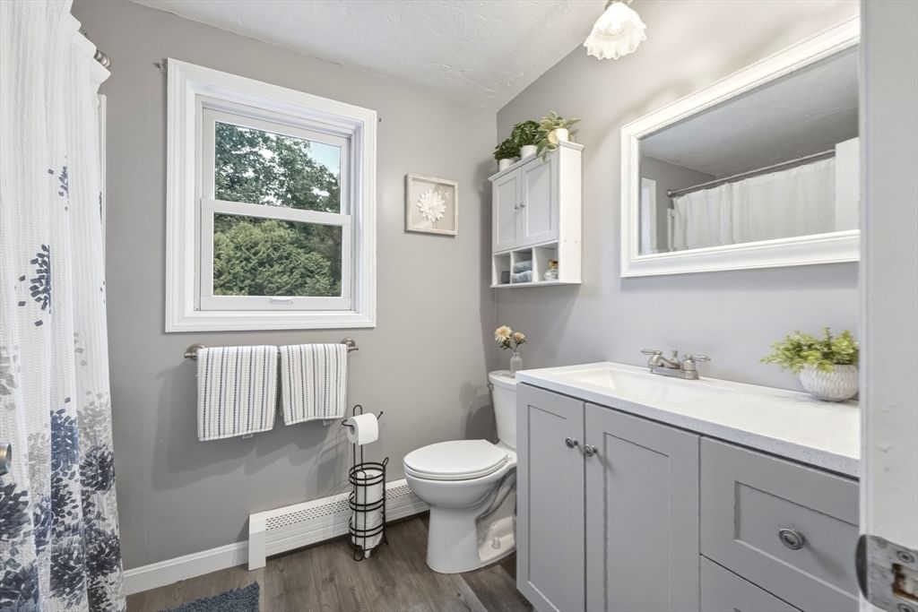 6 Rogers Ave Marlborough — Photo 16 of 41
