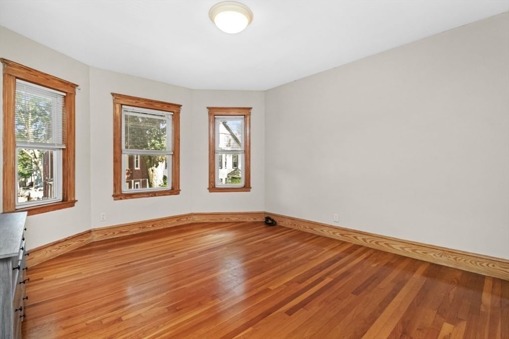 93 Auckland Street Boston — Photo 10 of 24