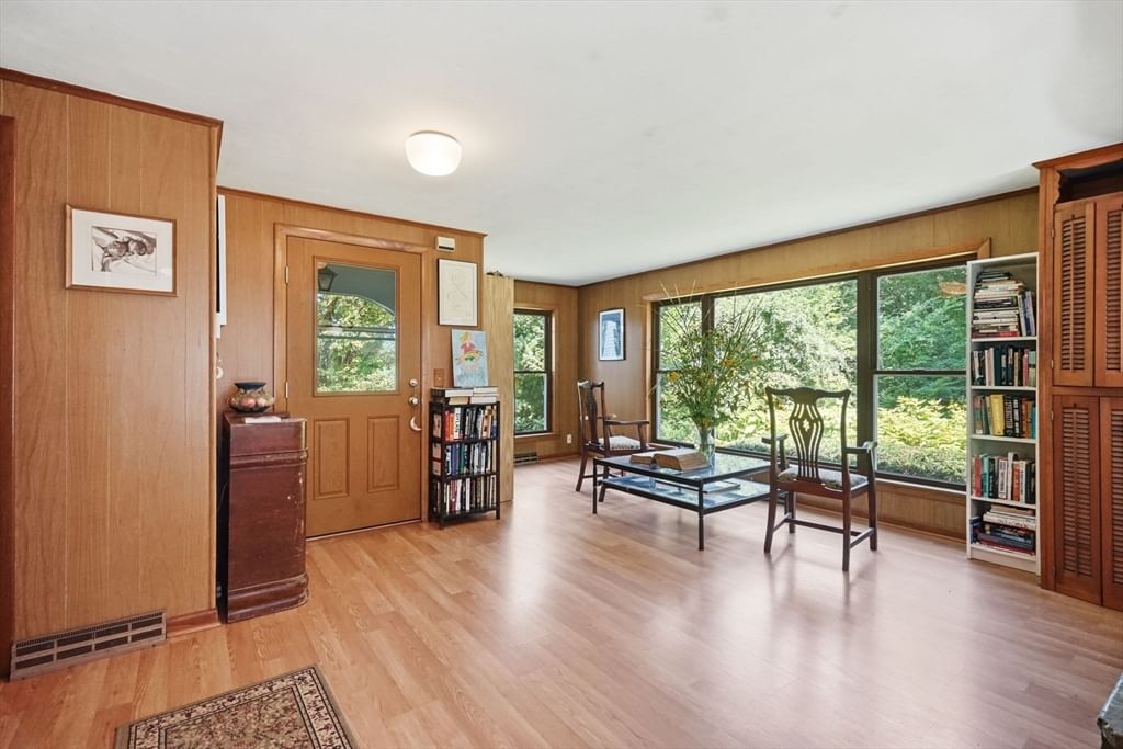 3057 Palmer St Palmer — Photo 14 of 42