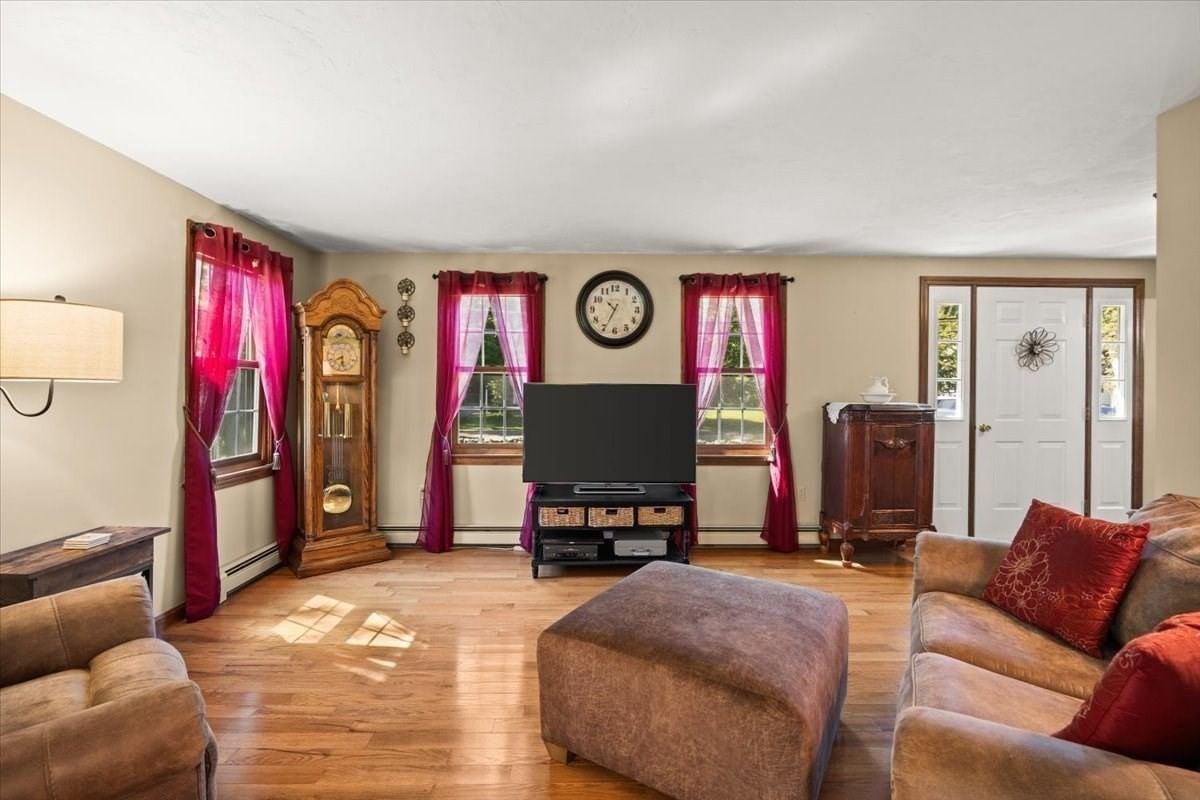 461 Hodges St Taunton — Photo 13 of 42