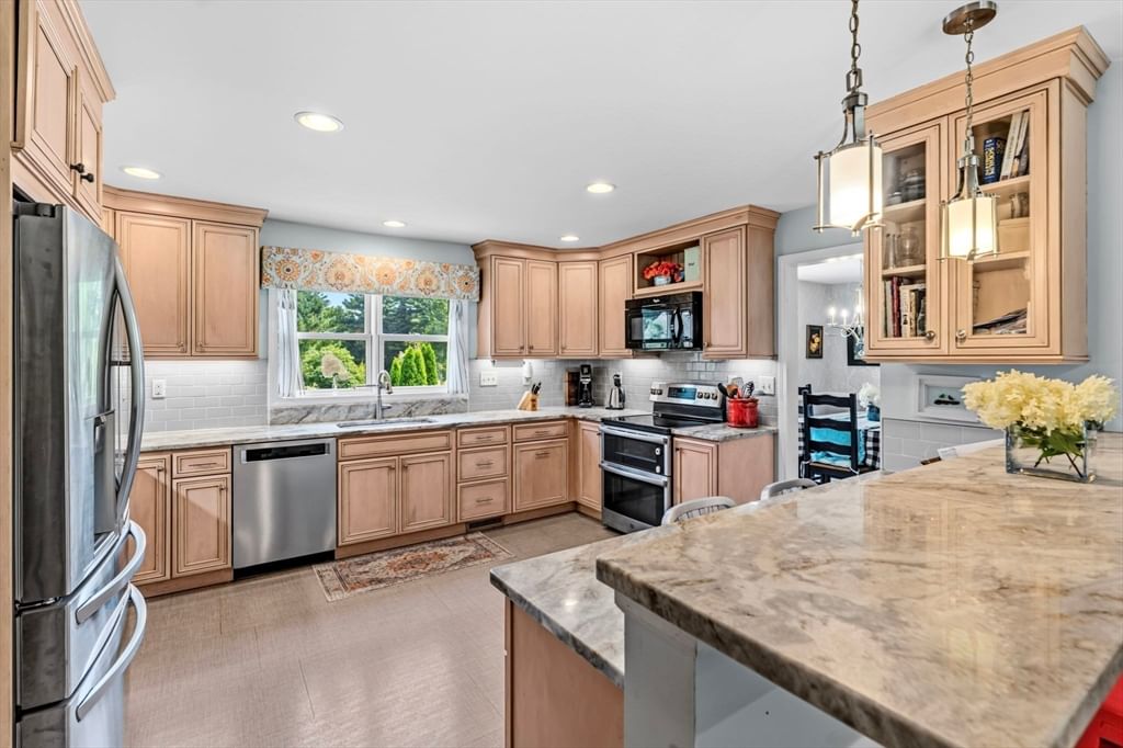 22 Miller Avenue Southampton — Photo 16 of 42