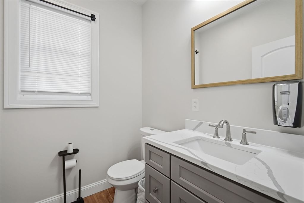 24 Medford St Springfield — Photo 14 of 32