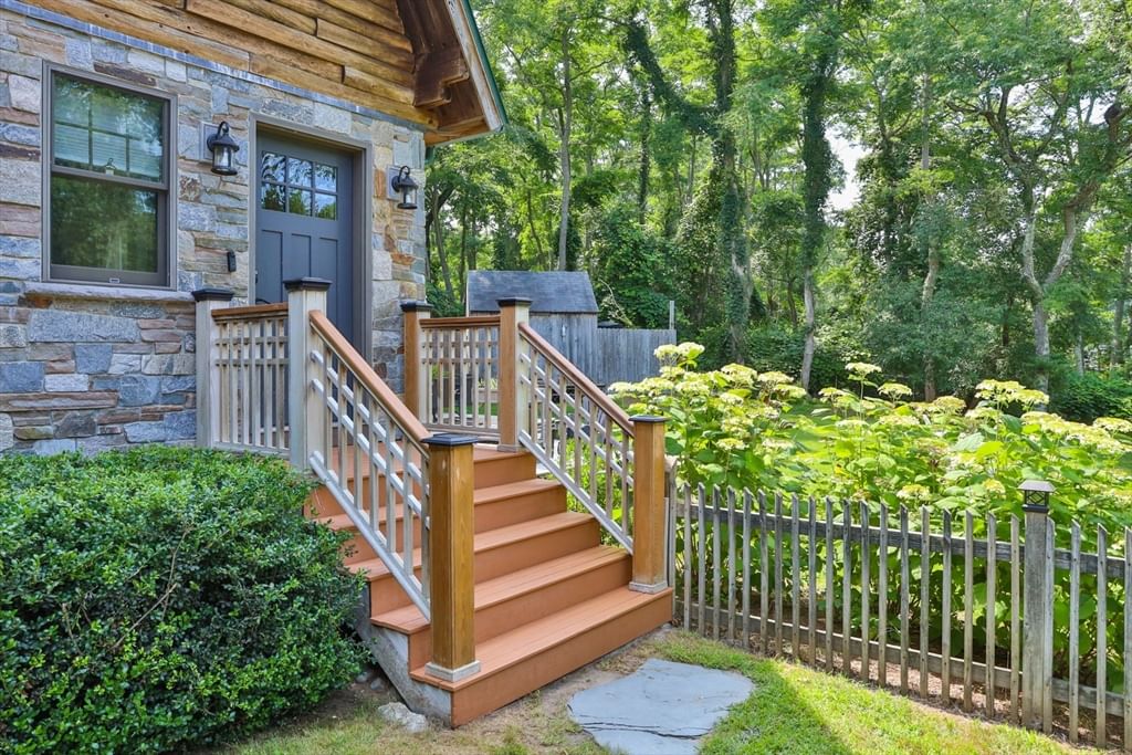 Property at 1 Great Hill Rd, Sandwich, MA 02563