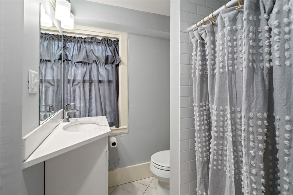 613 Grove St #613 Newton — Photo 7 of 18
