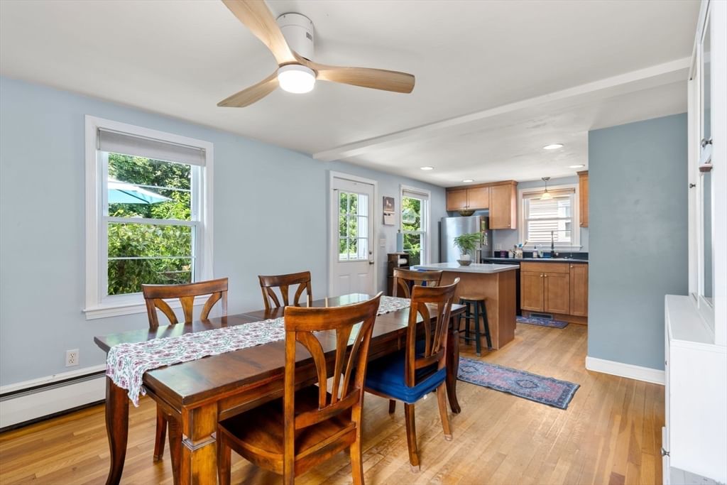 195 Glenellen Rd Boston — Photo 11 of 37