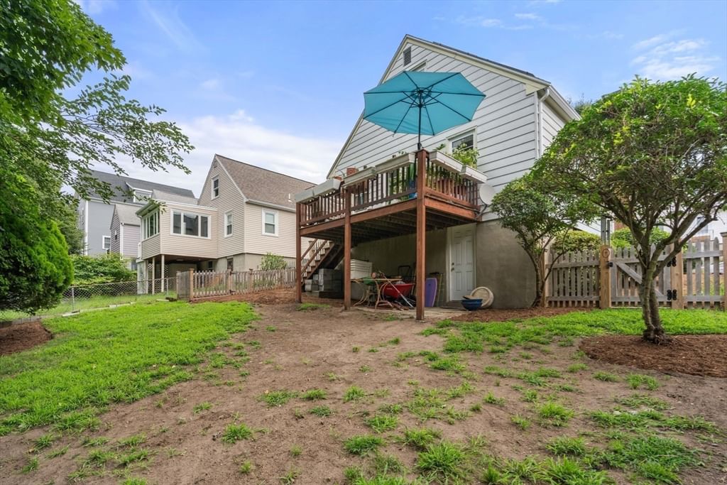 195 Glenellen Rd Boston — Photo 22 of 37