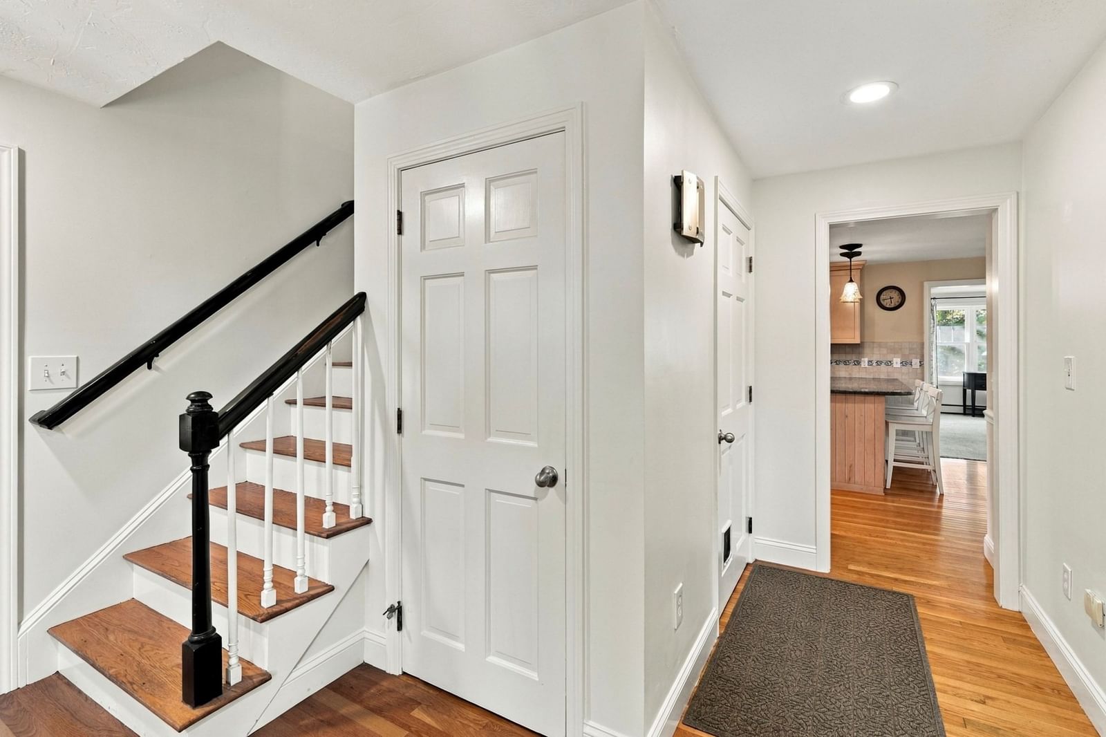 73 Maynard St Northborough — Photo 15 of 40