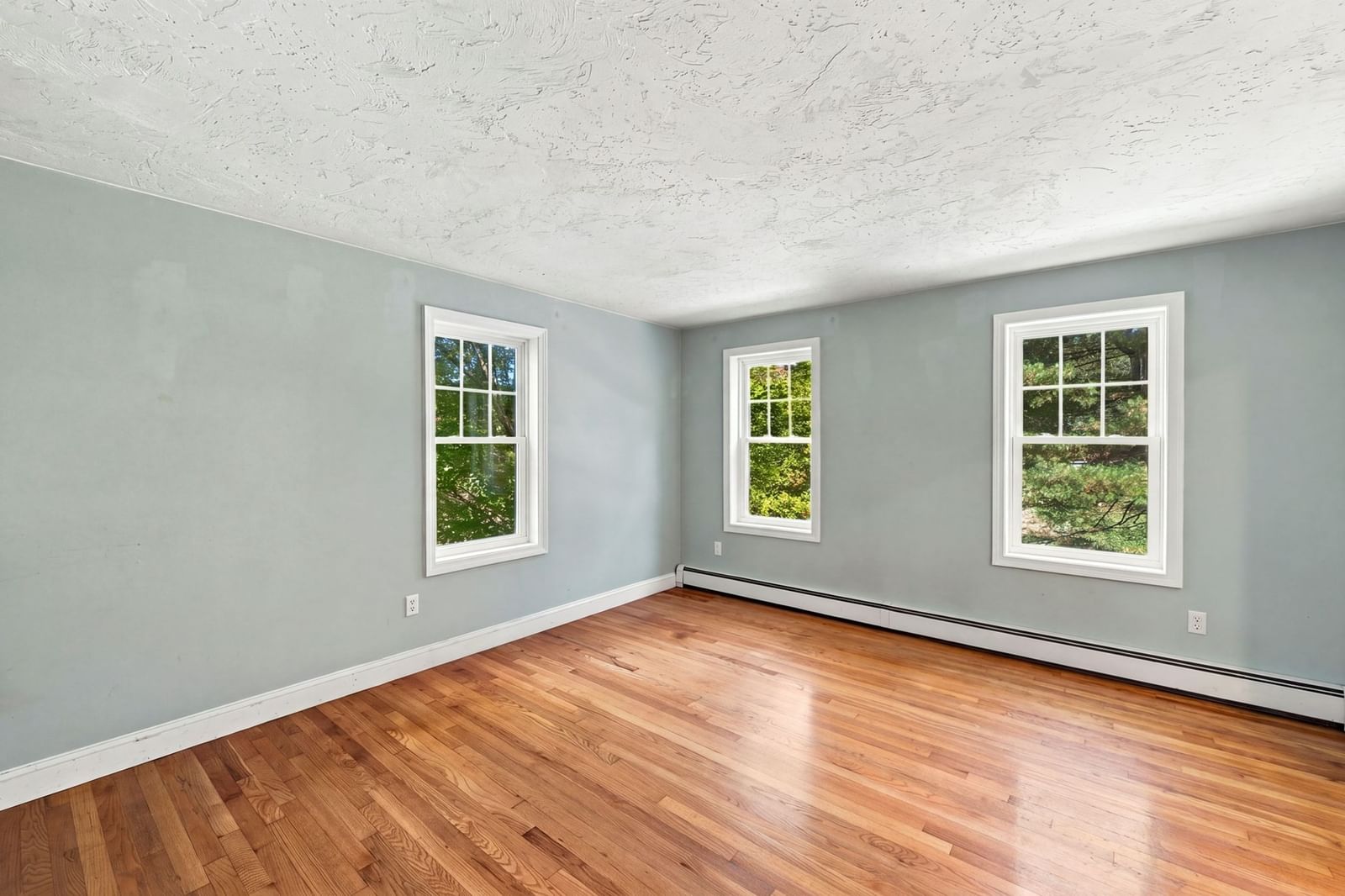 73 Maynard St Northborough — Photo 16 of 40