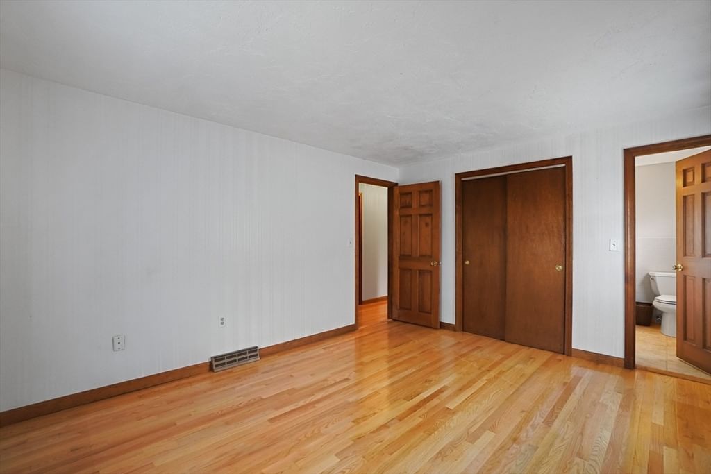 25 Jionzo Rd Milford — Photo 16 of 38