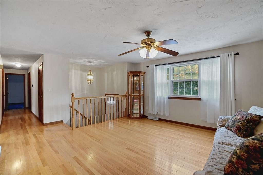 25 Jionzo Rd Milford — Photo 9 of 38