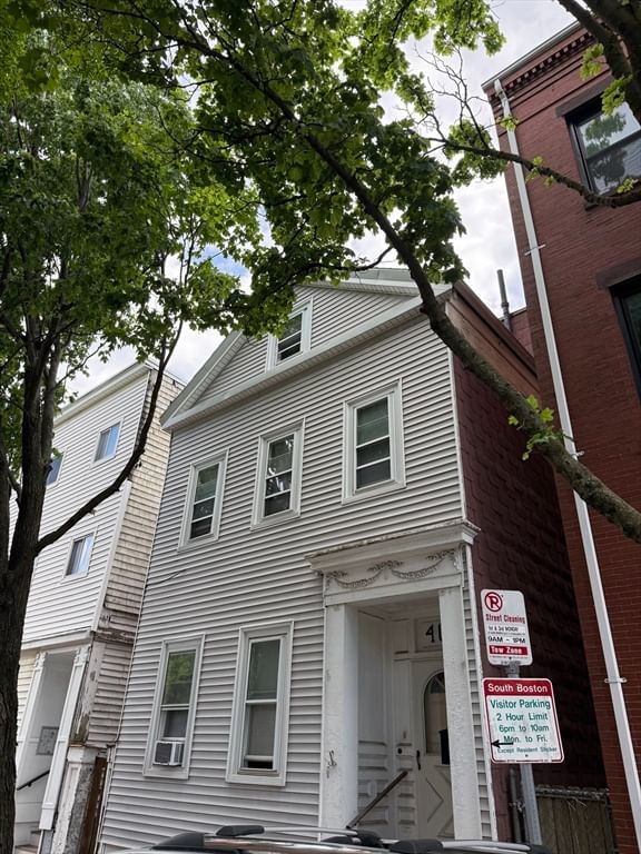 401 W 4th St Boston — Photo 2 of 11