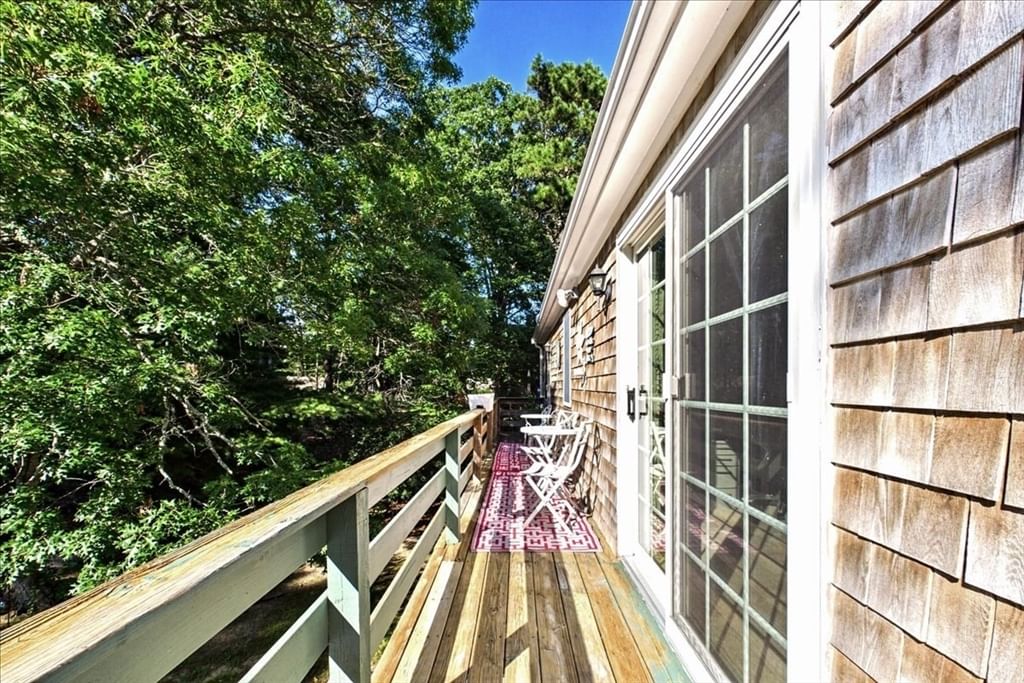 34 Skylark Ave Plymouth — Photo 7 of 36