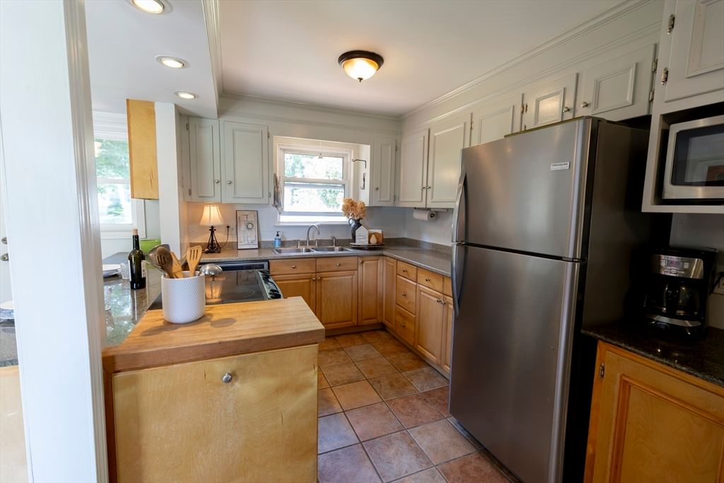 15 Blake Ave West Boylston — Photo 4 of 30