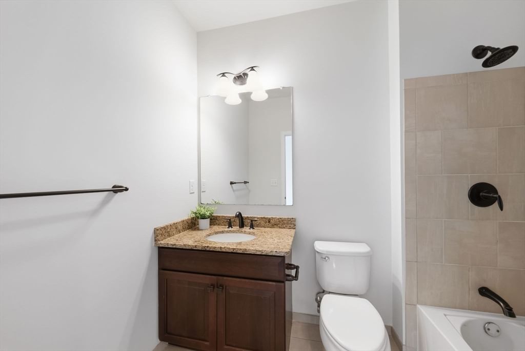 208 Mohawk Path Holliston — Photo 19 of 35