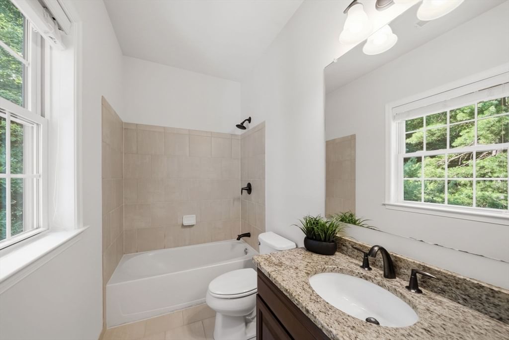 208 Mohawk Path Holliston — Photo 23 of 35