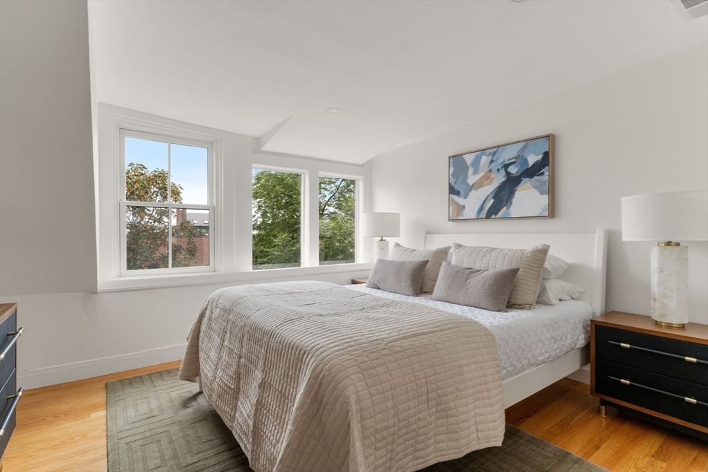 116 W Concord St #4 Boston — Photo 16 of 21