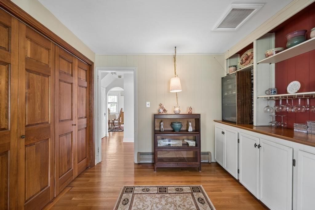 301 Westhill Avenue, Somerset, MA 02726 photo 2