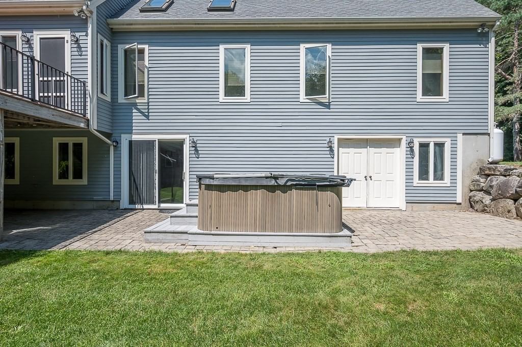 176 Putnam Rd Holden — Photo 10 of 42