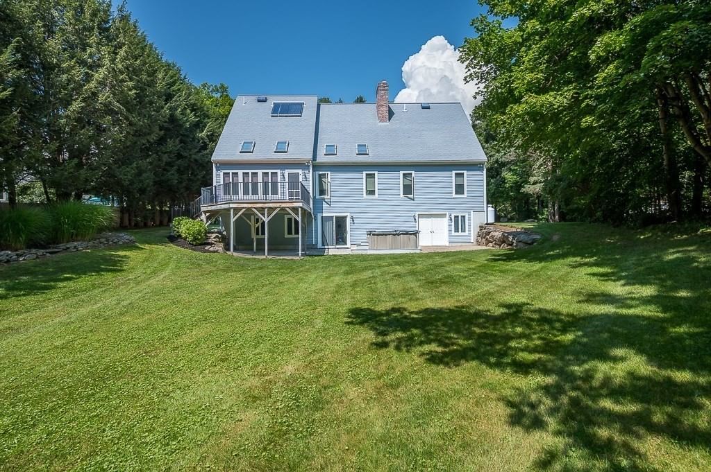 176 Putnam Rd Holden — Photo 3 of 42
