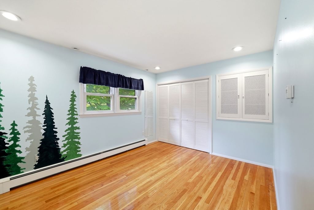 277 Brainerd St South Hadley — Photo 21 of 34