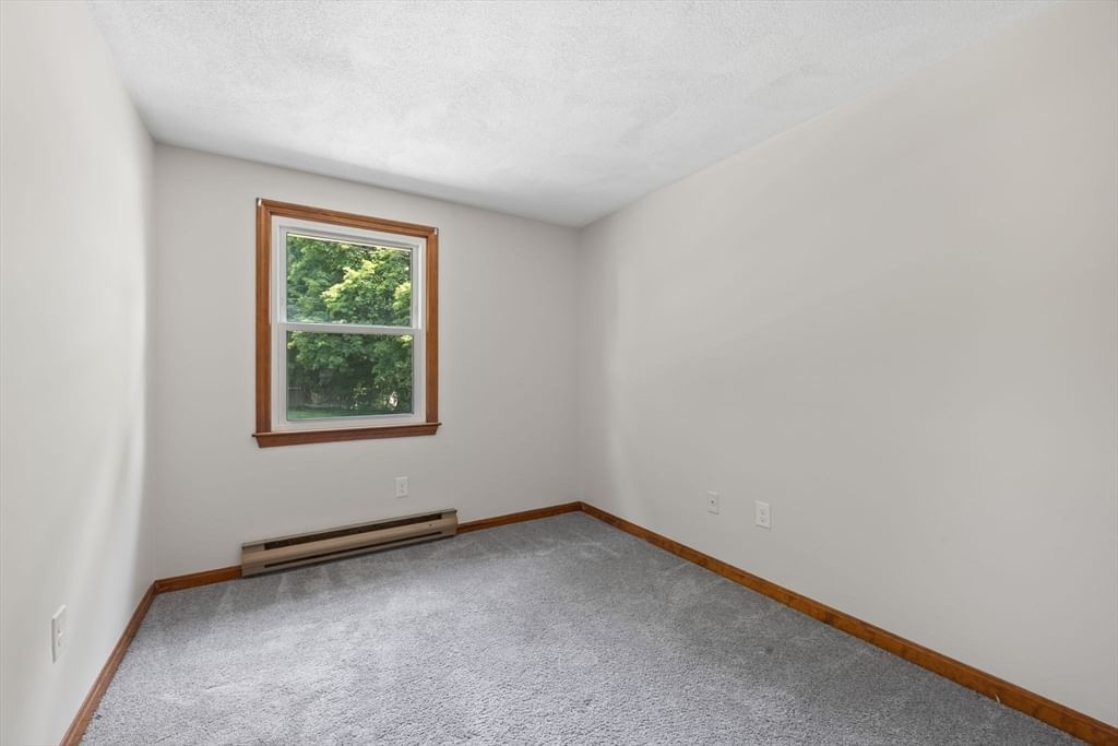80 Kilby St Woburn — Photo 10 of 22