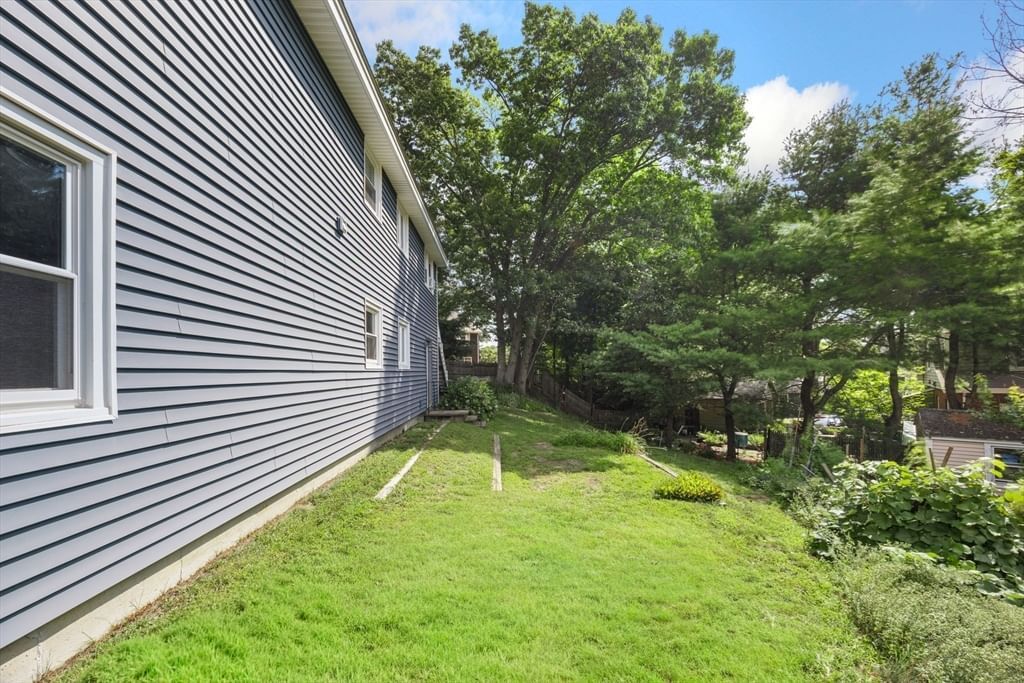 80 Kilby St Woburn — Photo 17 of 22