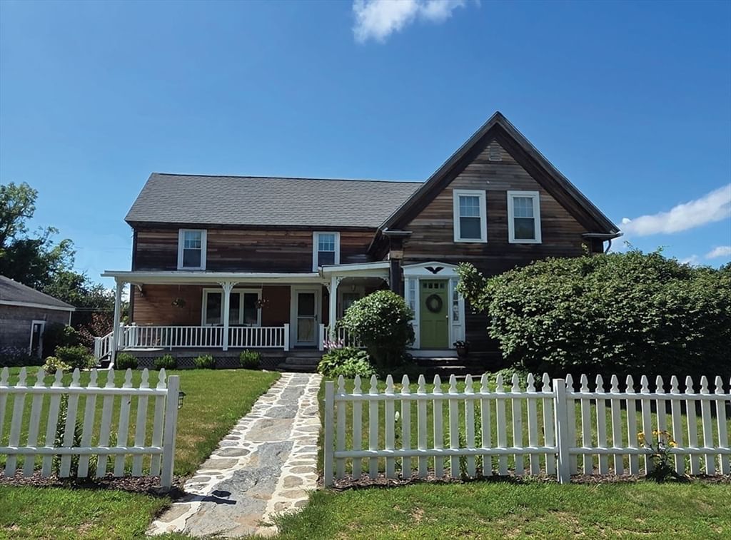 777 Ridge Rd Hardwick — Photo 2 of 42