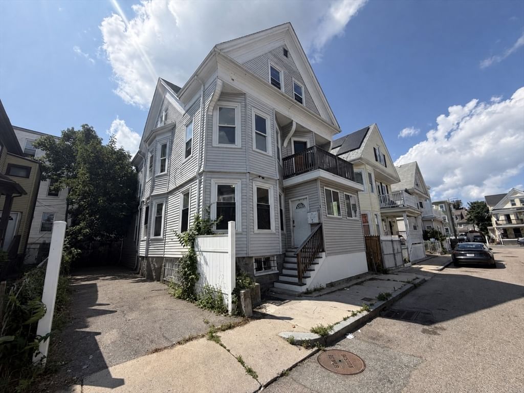 1 Louis D Brown Way Boston — Photo 2 of 37