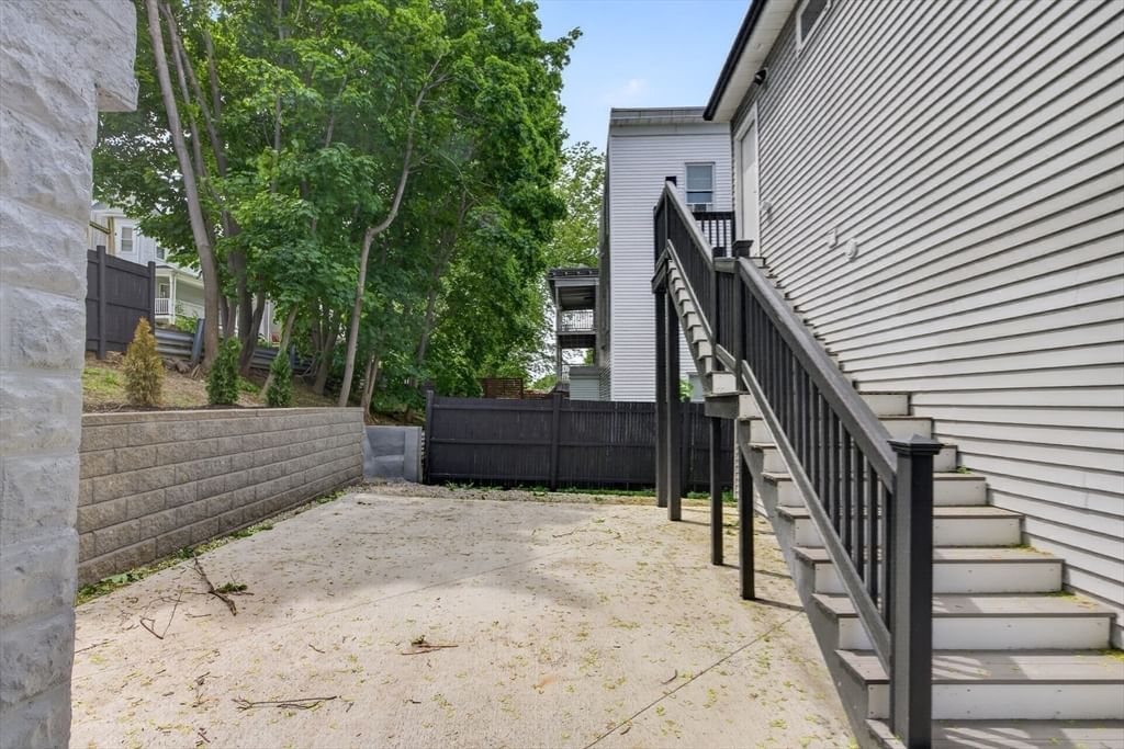 21 Hutchinson St #2 Winthrop — Photo 17 of 24