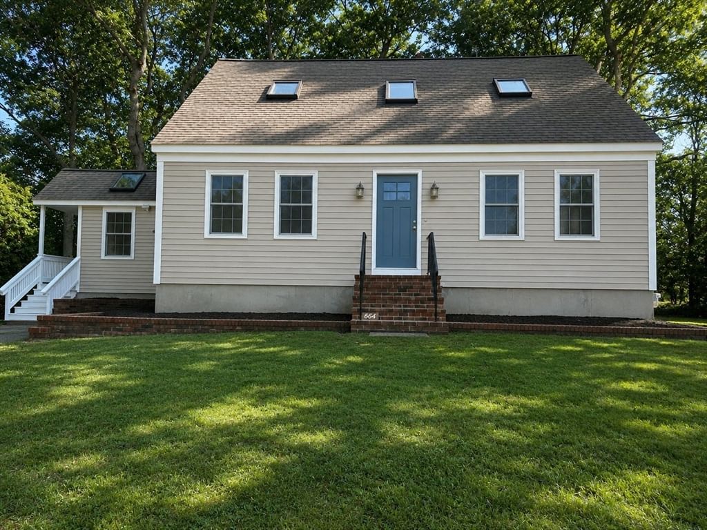 Property at 664 Norman St, Fall River, MA 02721