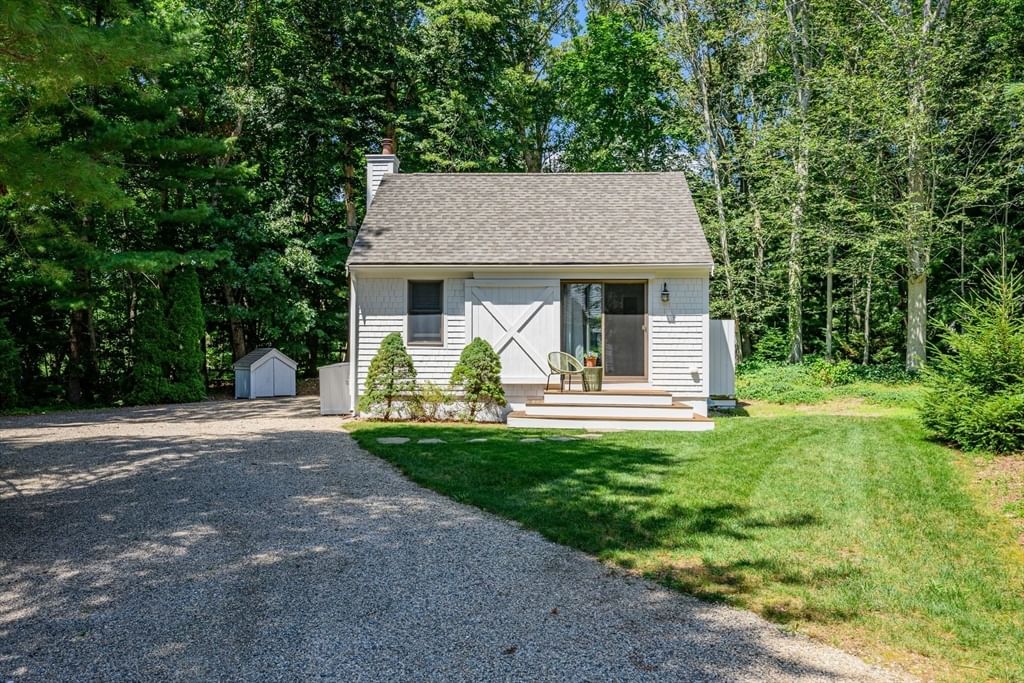 78 High Street Barnstable — Photo 4 of 42