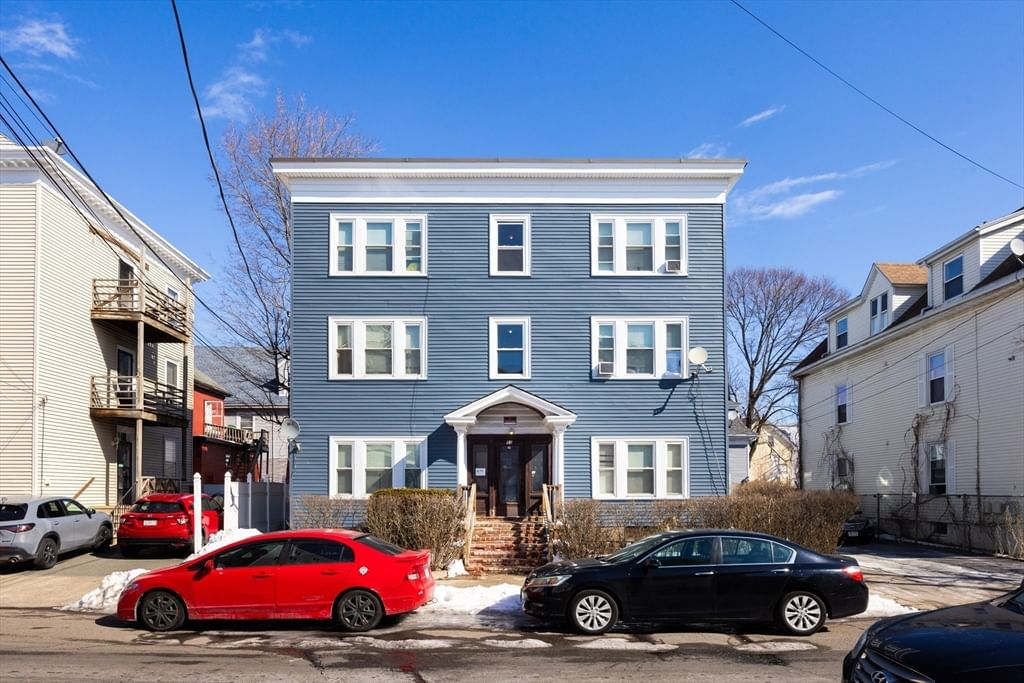 Property at 53 Arlington St, Lynn, MA 01902