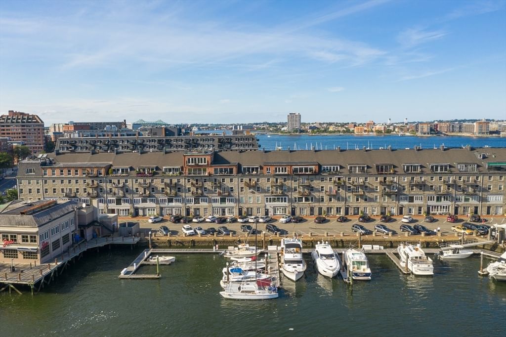 51 Commercial Wharf #5 Boston — Photo 38 of 40
