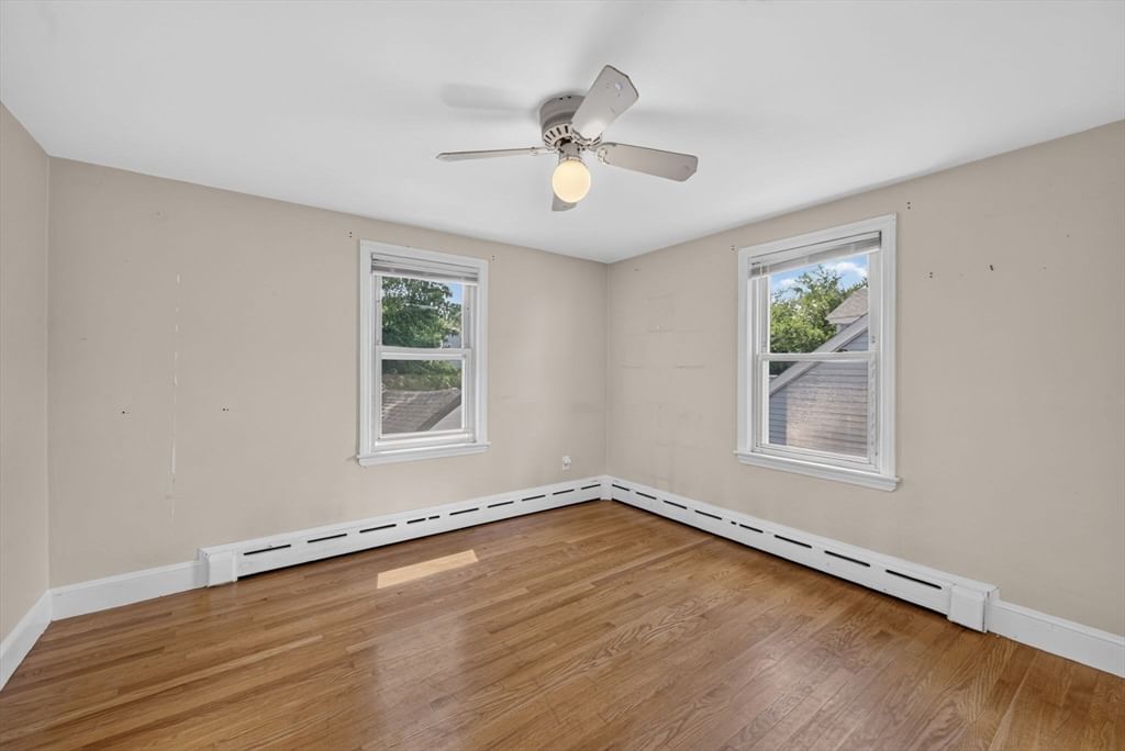 16 Taylor Methuen — Photo 20 of 28