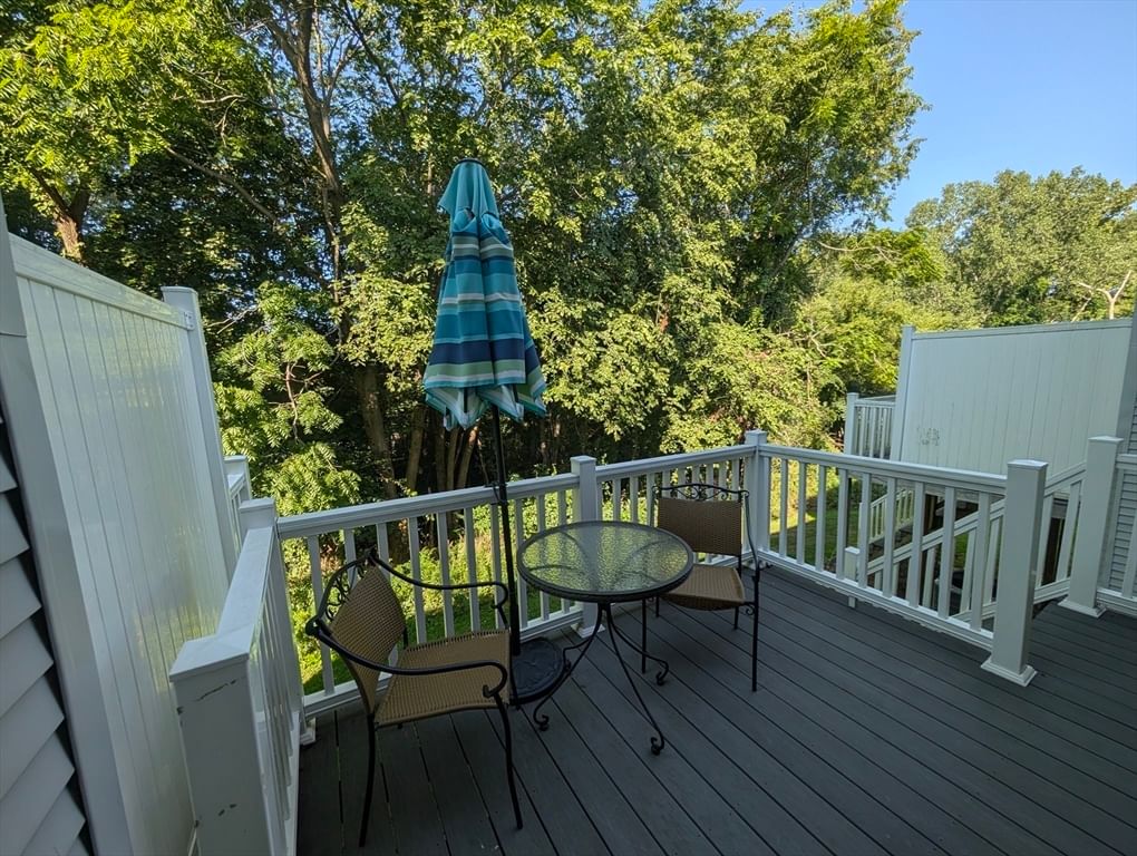 28 Highcrest Park #28 Webster — Photo 5 of 42