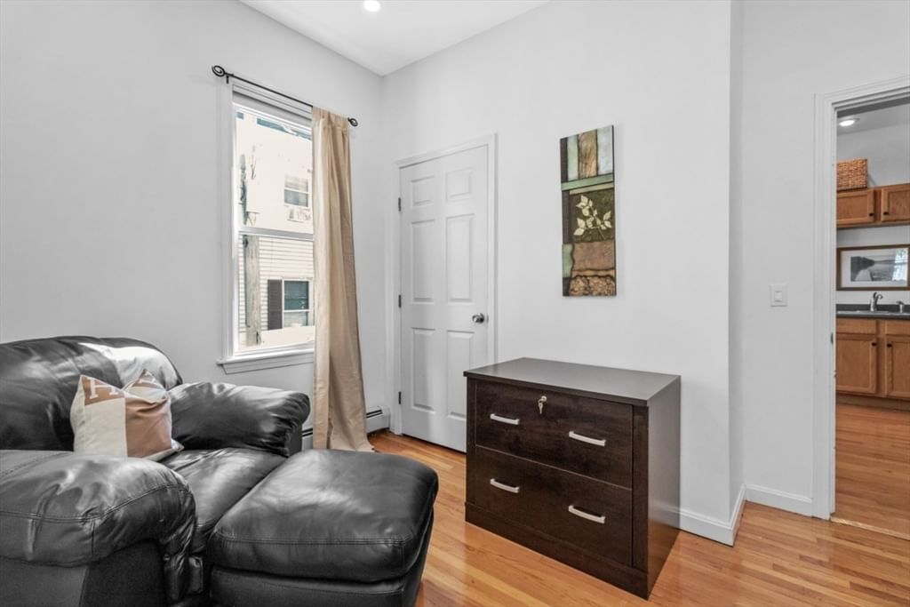 595 East 4th St #1 Boston — Photo 16 of 23