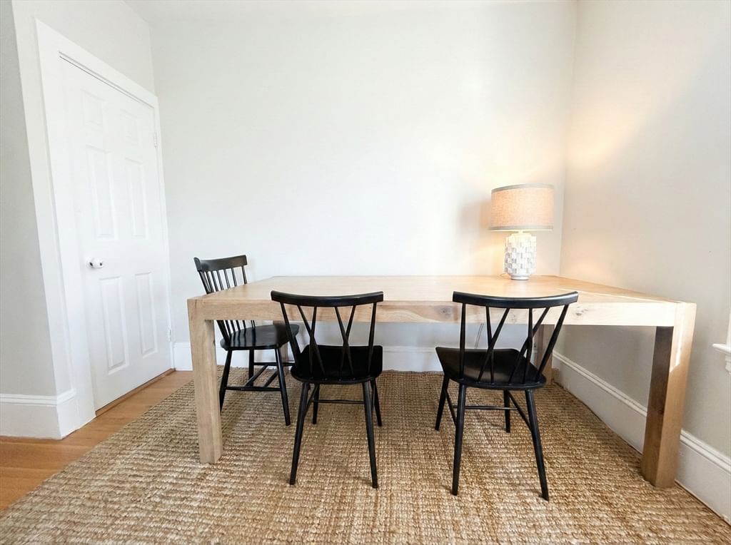 20 Fellsway W #2 Somerville — Photo 4 of 16