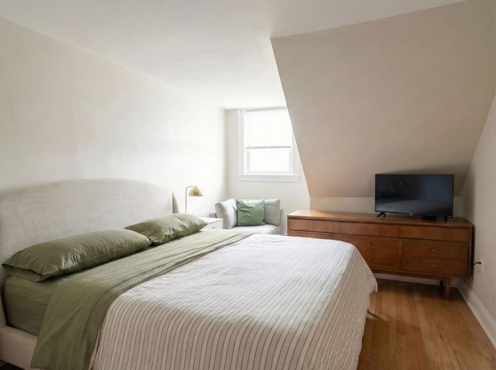 20 Fellsway W #2 Somerville — Photo 8 of 16