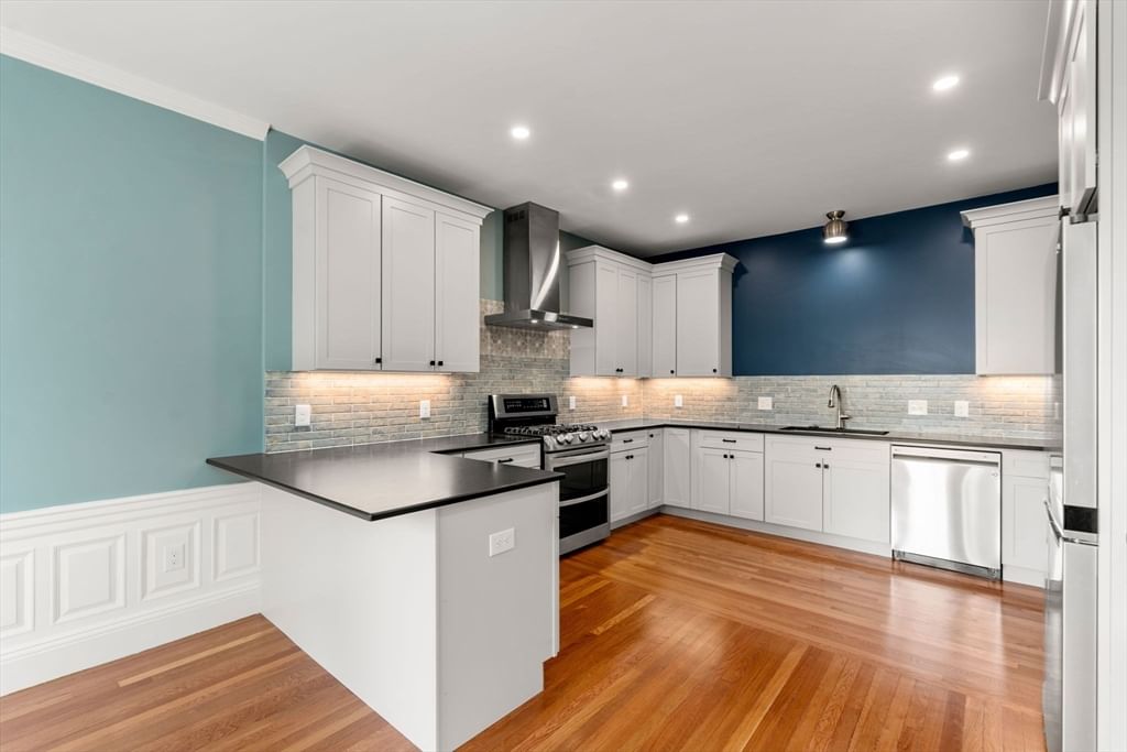 132 Sewall Avenue #C Brookline — Photo 22 of 41