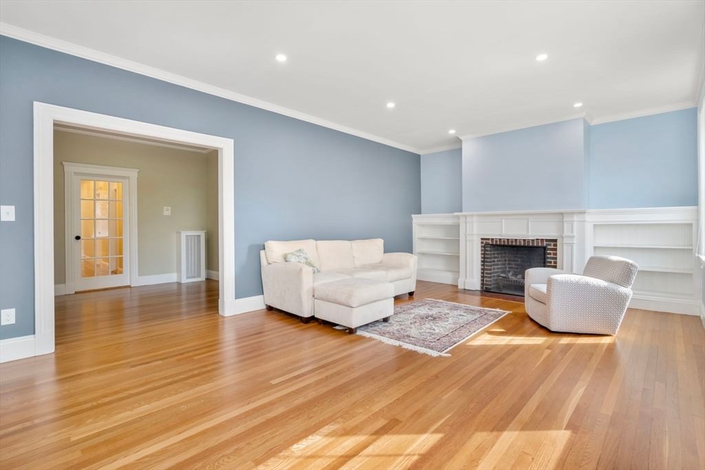 132 Sewall Avenue #C Brookline — Photo 6 of 41