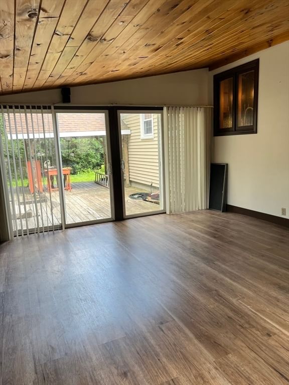 91 Pageotte St Acushnet — Photo 10 of 22