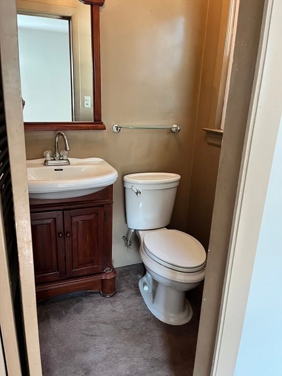 91 Pageotte St Acushnet — Photo 13 of 22