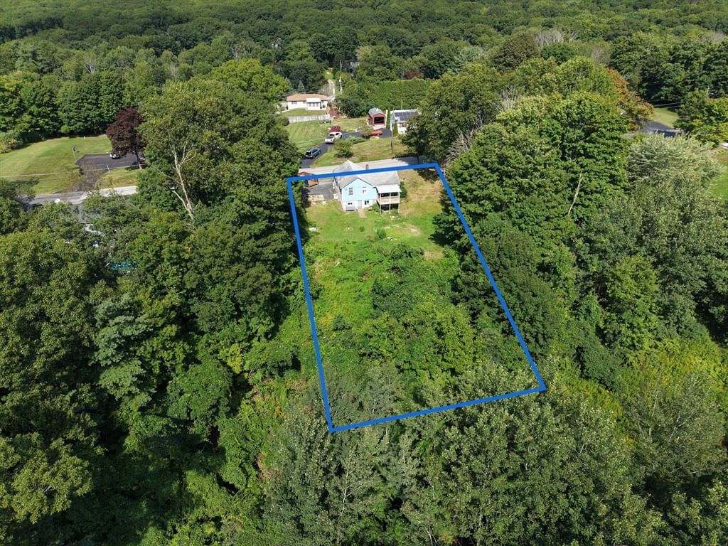 40 Upper Gore Rd Webster — Photo 4 of 21